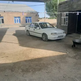 Opel Vectra 1990
