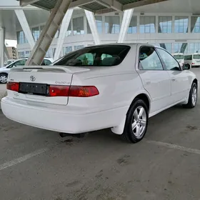 Toyota Camry 2001