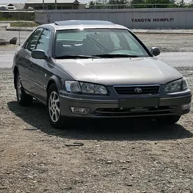 Toyota Camry 1999