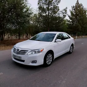 Toyota Camry 2010