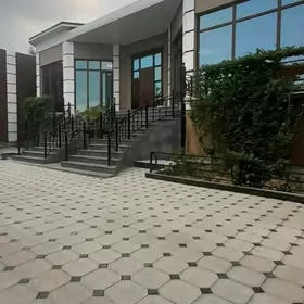 Anew panelka 3 komnat