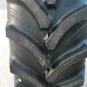 Traktor  Teker 480/70R34