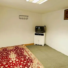 Ayratyn gurulan gin komnat