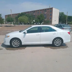 Toyota Camry 2012
