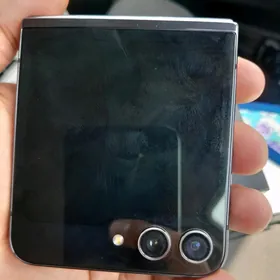 Samsung galaxy Z flip 5