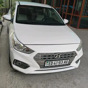 Hyundai Accent 2020