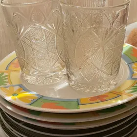 тарелки стаканы