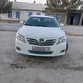 Toyota Camry 2010