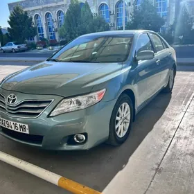Toyota Camry 2010