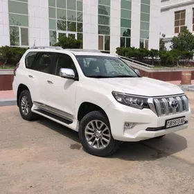 Toyota Land Cruiser Prado 2017