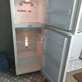 Holodilnik_Холодильник