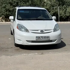 Toyota Sienna 2008