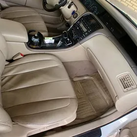 Toyota Avalon 2003