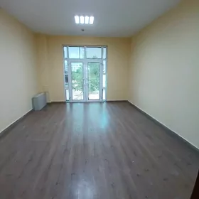Arenda magazyn ,ofis,salon,ate