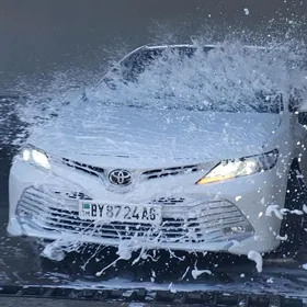 Toyota Camry 2018