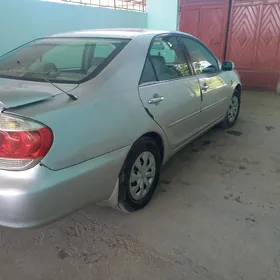 Toyota Camry 2003