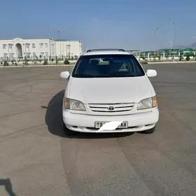 Toyota Sienna 1999