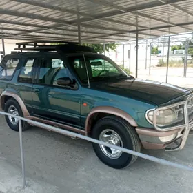 Ford Explorer 1995