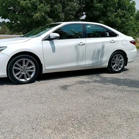 Toyota Camry 2016