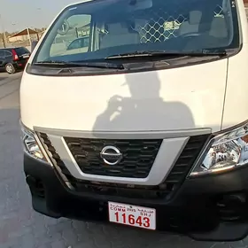 Nissan Urvan 2021