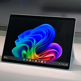 Microsoft Surface Pro 10
