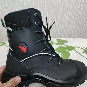 Red wing