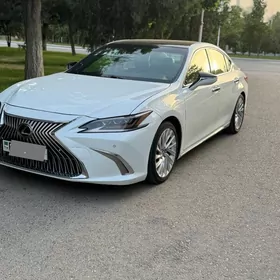 Lexus ES 350 2020