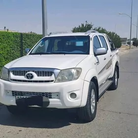 Toyota Hilux 2010