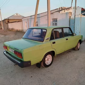 Lada 2107 1985