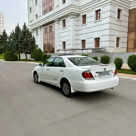 Toyota Camry 2005