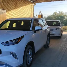 Toyota Highlander 2020