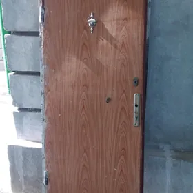daşki gapi
