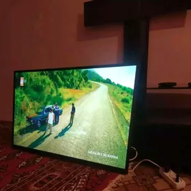 телевизор Самсунг.