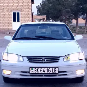 Toyota Camry 1998