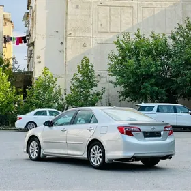 Toyota Camry 2011