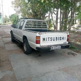Mitsubishi L200 1997