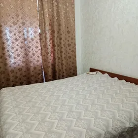 кровать