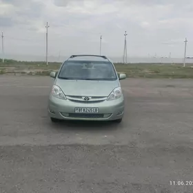 Toyota Sienna 2006