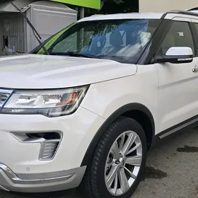 Ford Explorer 2019