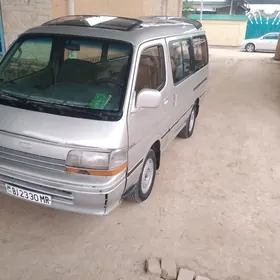 Toyota Hiace 1990