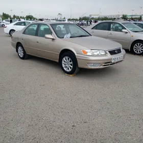 Toyota Camry 2000