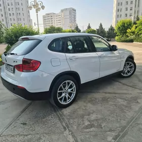 BMW X1 2012