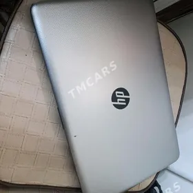 HP Noutbuk