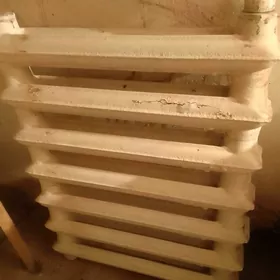 батарея чугунная