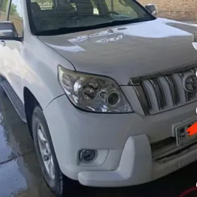 Toyota Land Cruiser Prado 2012