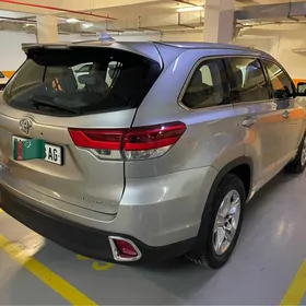 Toyota Highlander 2017