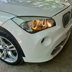 BMW X1 2012