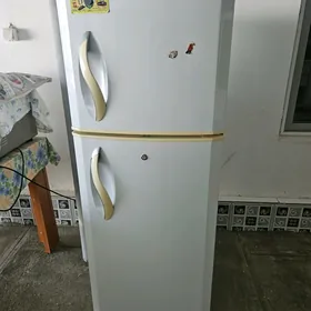 халадильник  LG