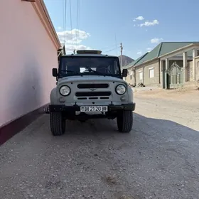 UAZ 469 1998