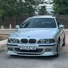 BMW E39 2003